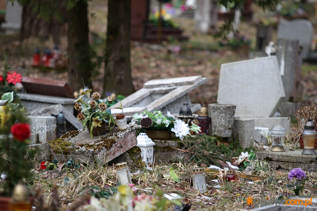 cmentarzu olsztynie
