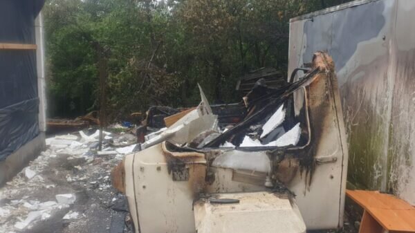 podpalił przyczepę