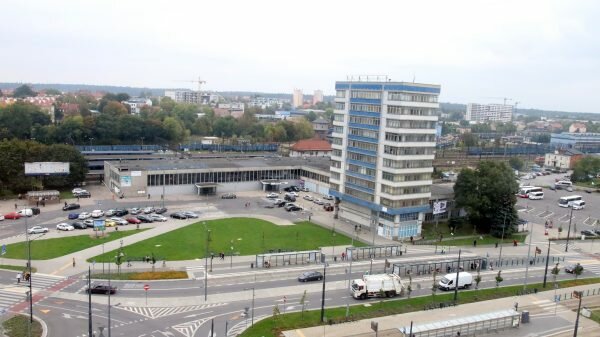 biurowiec przy dworcu