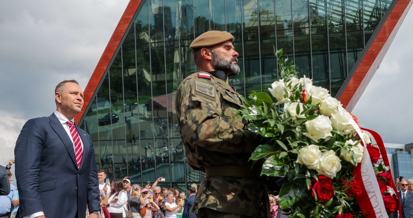 jene-stephaniuk-lkmGeyLItrw-unsplash-ls